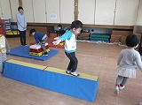 1月12日(火)　3・4・5歳児体育遊び