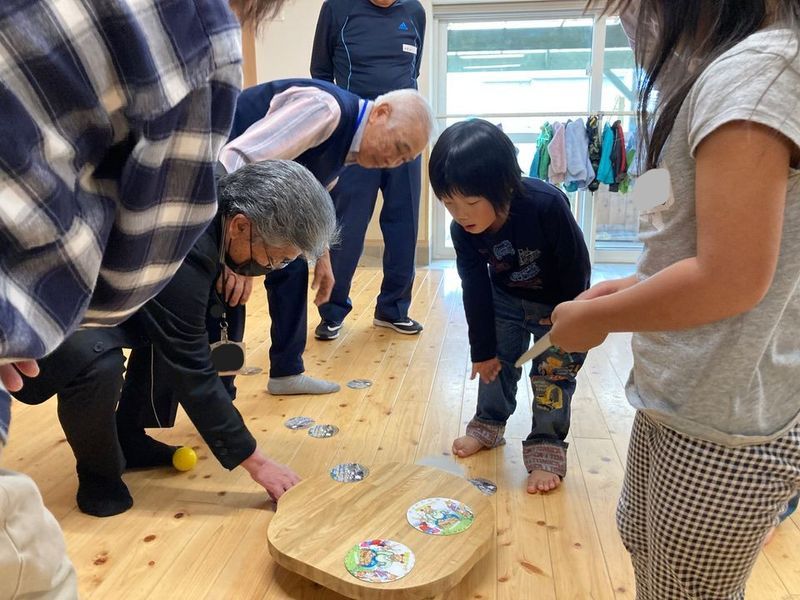 10.21 みどりぐみ　地域交流第二回『伝承あそびをしよう！』